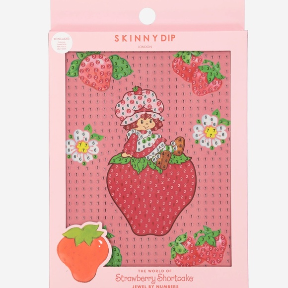 Skinnydip STRAWBERRY SHORTCAKE Jewel by Numbers Kit Diamond Art Painting NEW! - Picture 3 of 10